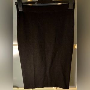 Vince pencil skirt. Originally purchased from Bloomingdales. Excellent condition
